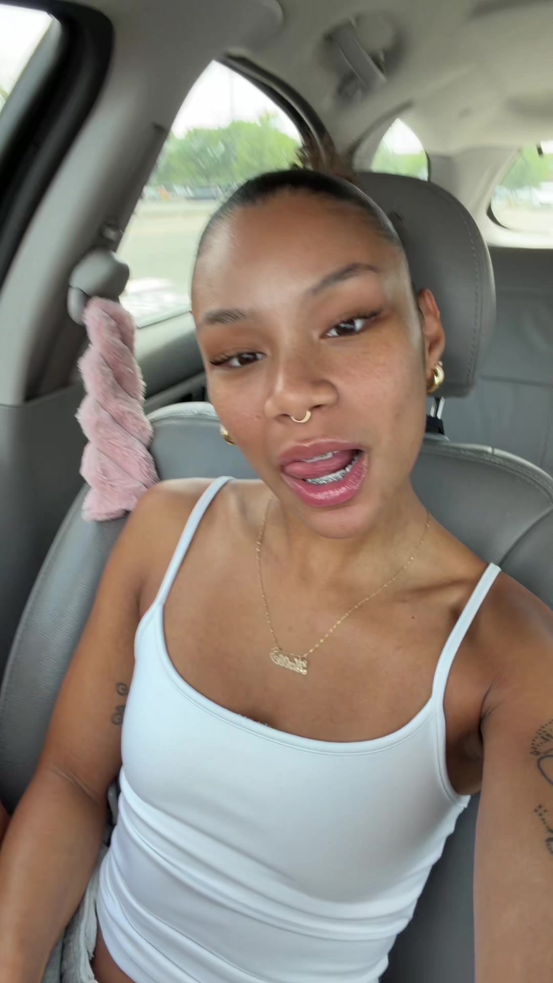 @olianney