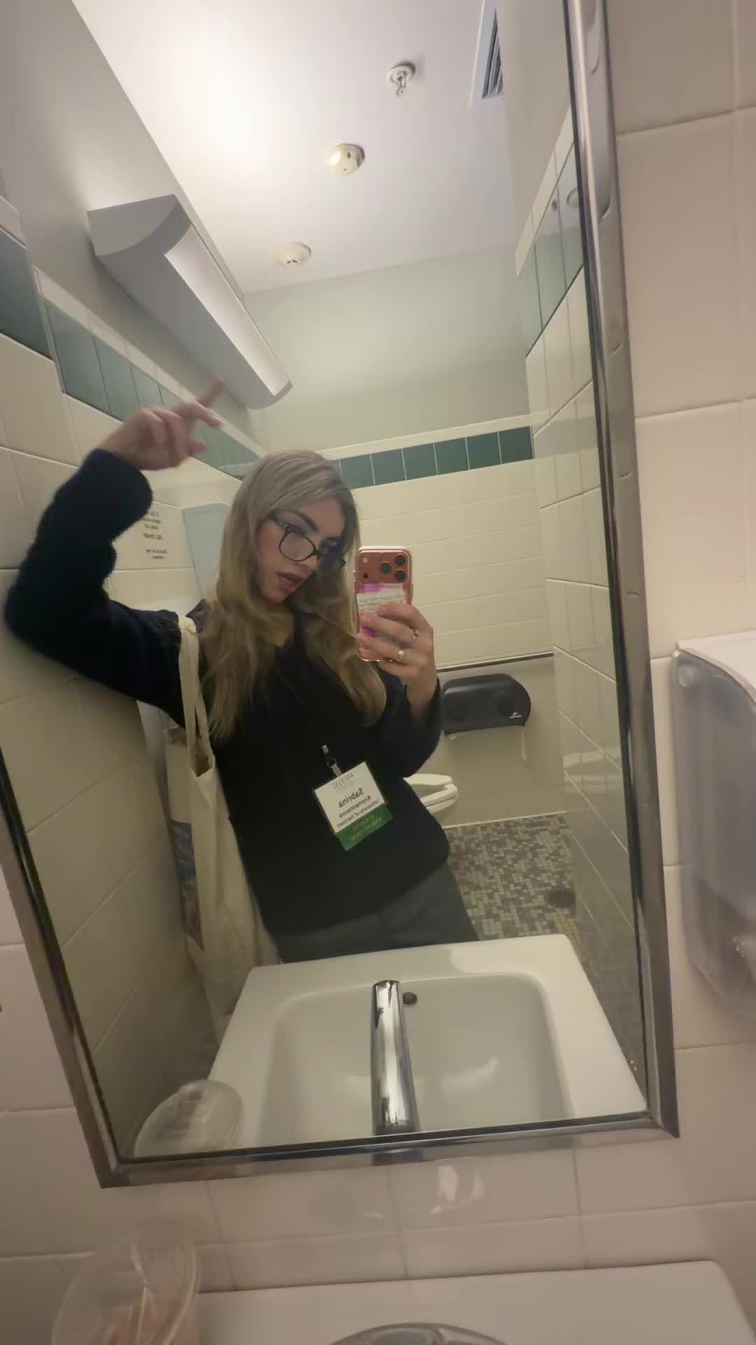 @sabrinatheteenagebtch999