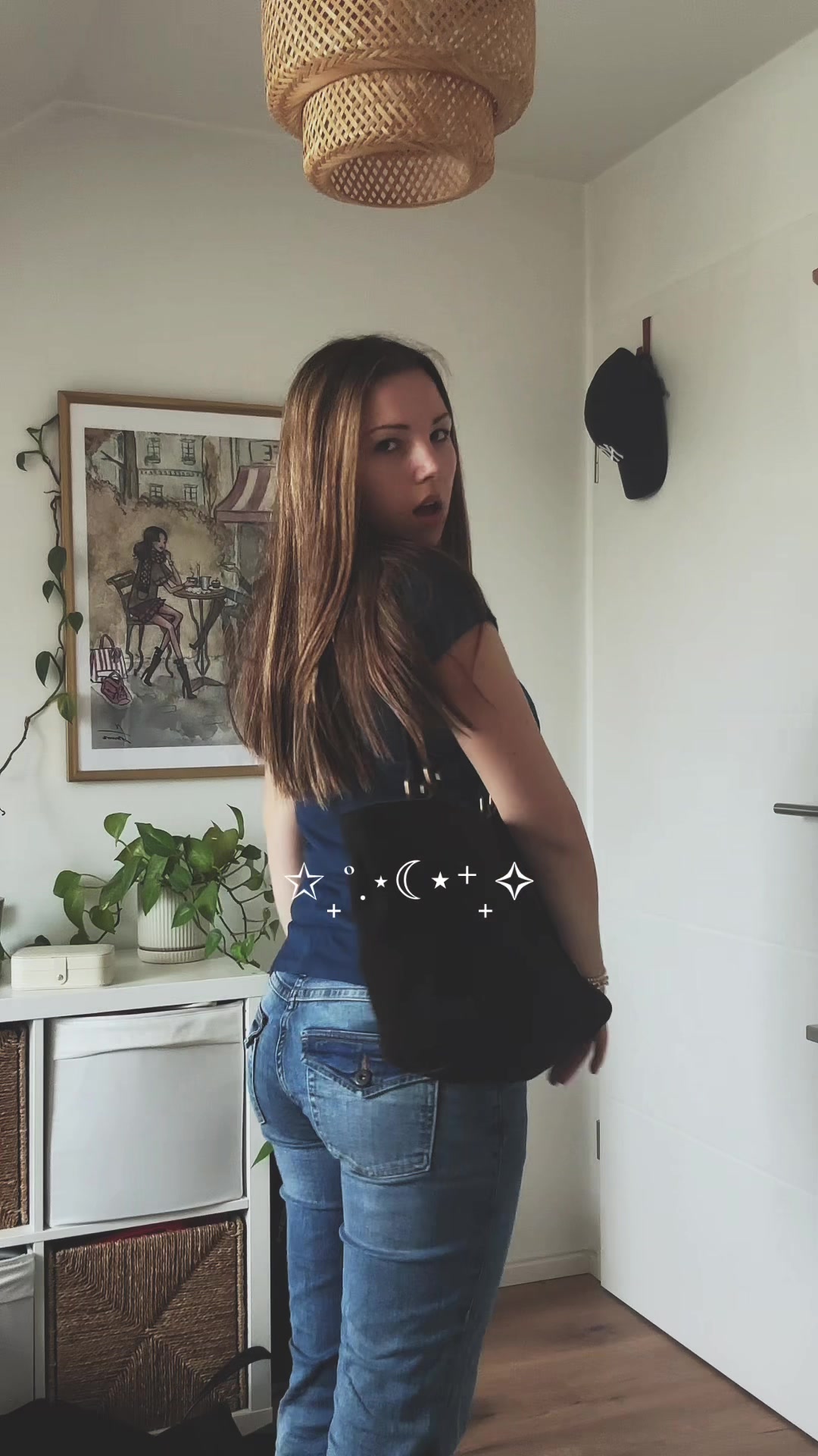 @isi 🌟