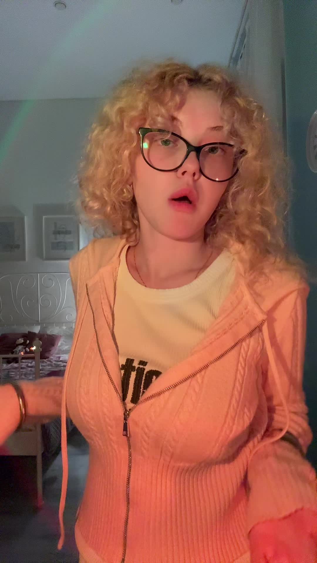 @рия вэсликс <33