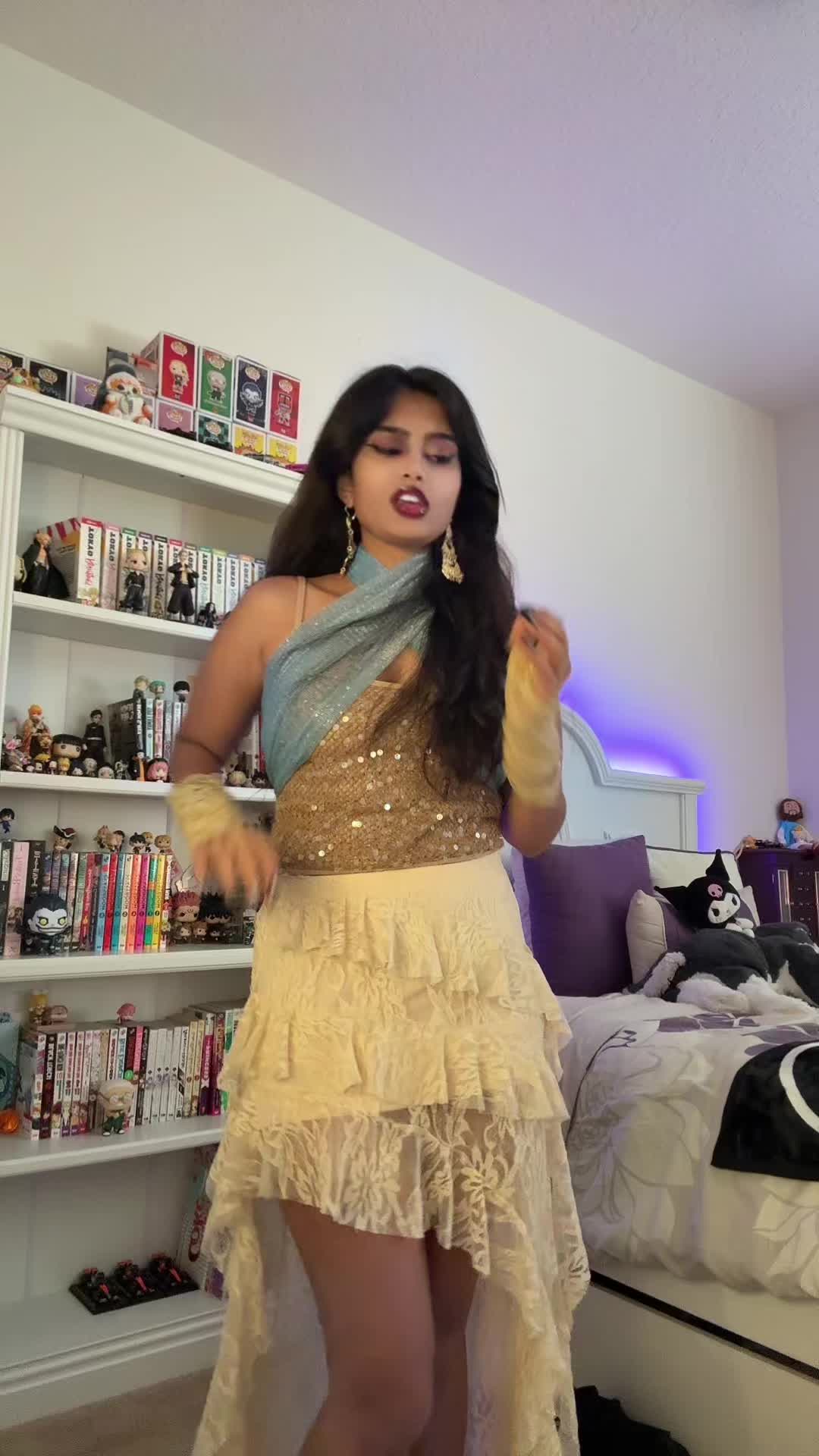 @Rae-Rae