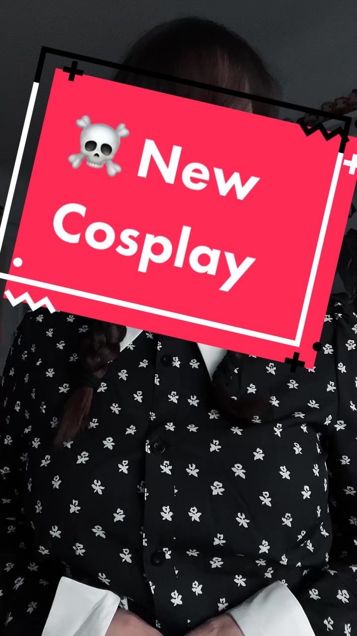 @The girl who cosplays