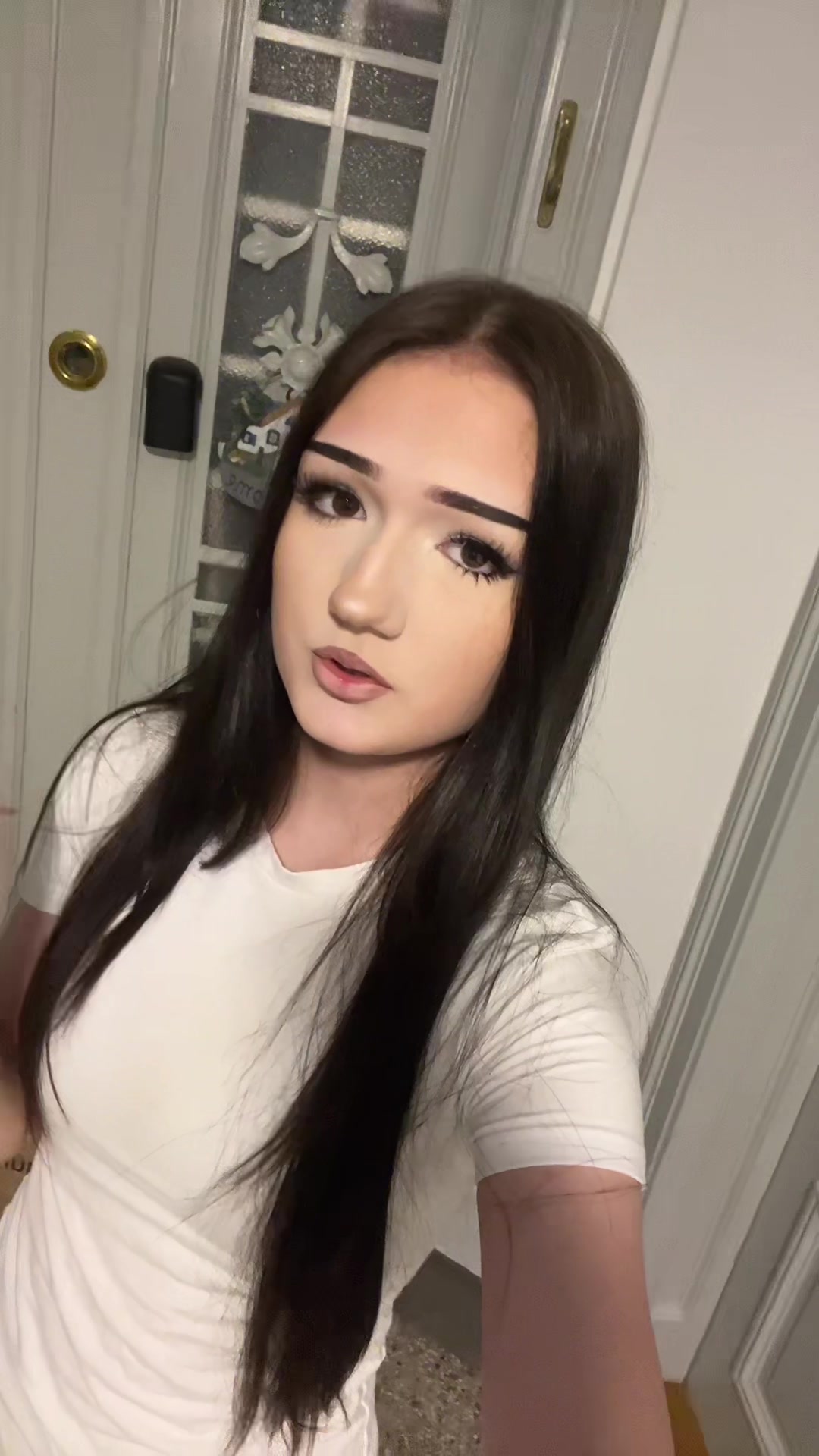 @lo_liki