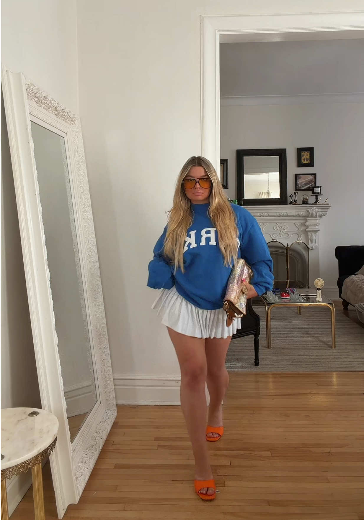@Eve Lauren