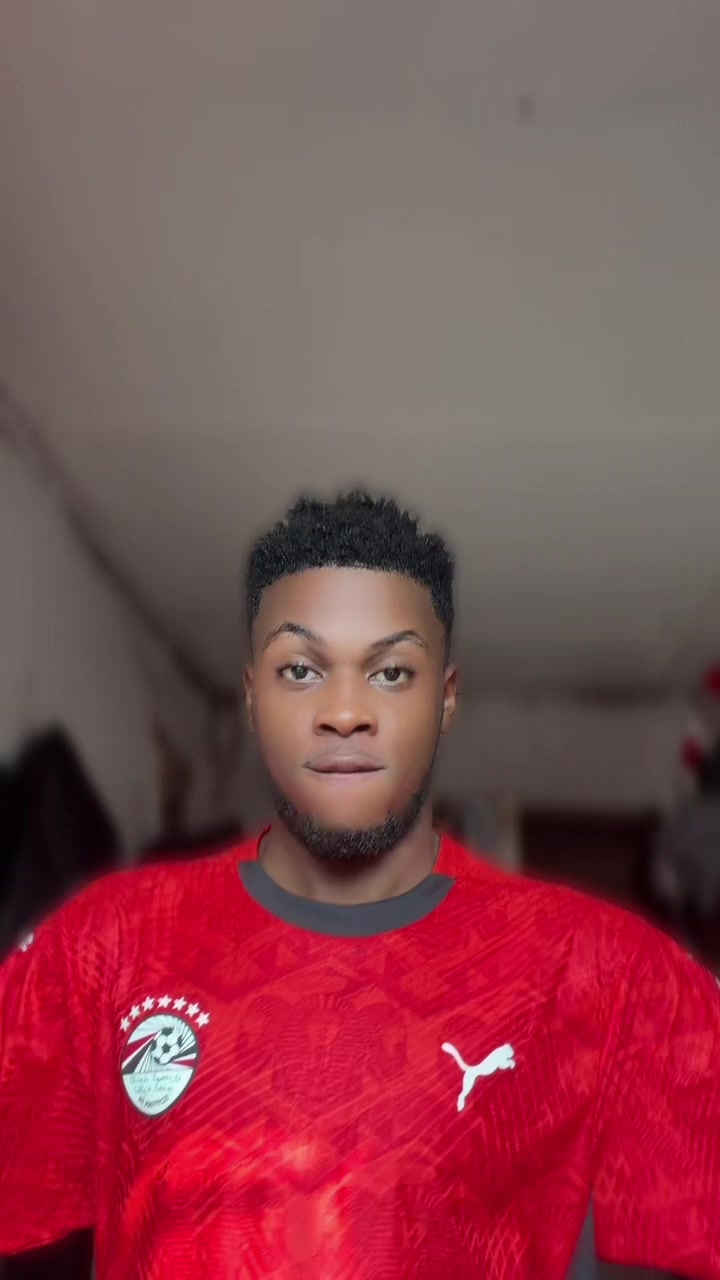 @𝑴𝒓 𝒑𝒐𝒑𝒖𝒍𝒂𝒊𝒓𝒆 🇨🇩📌