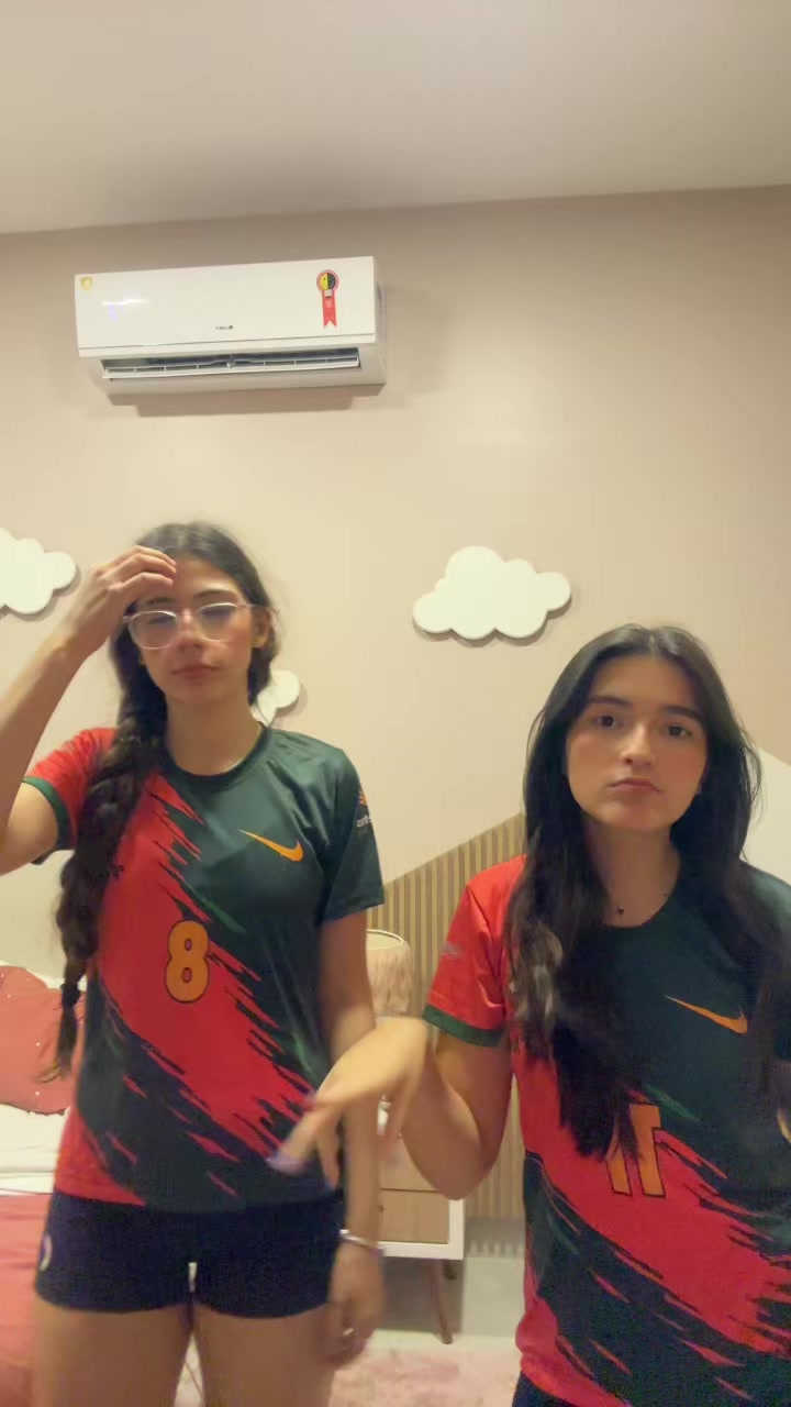 @amandavitoriav1