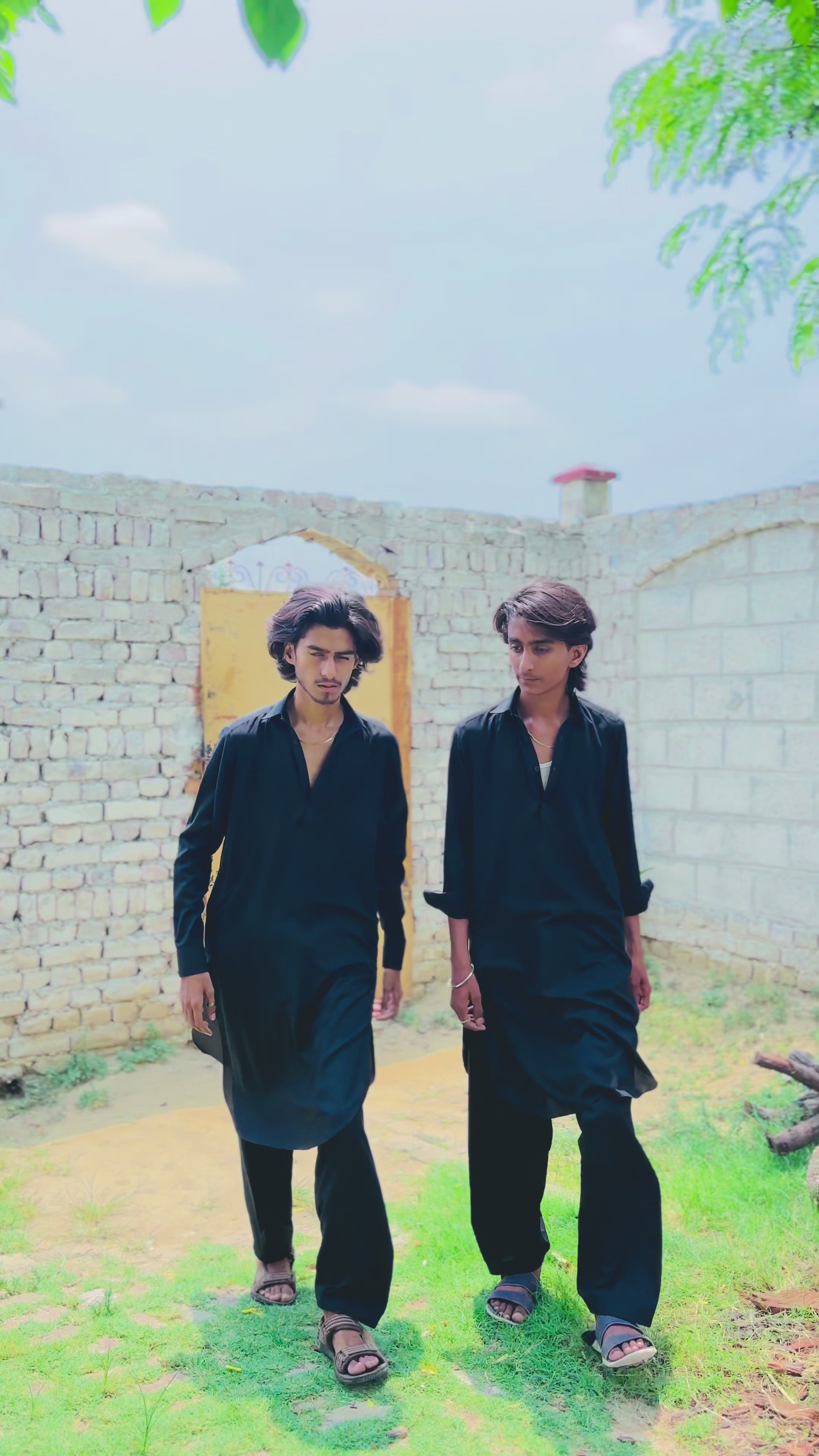 @Pothwari Larkay