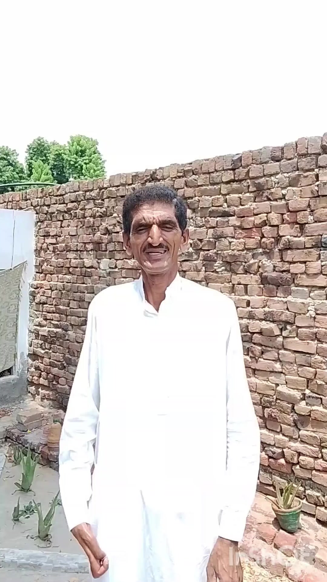 @m Khalid Abbas
