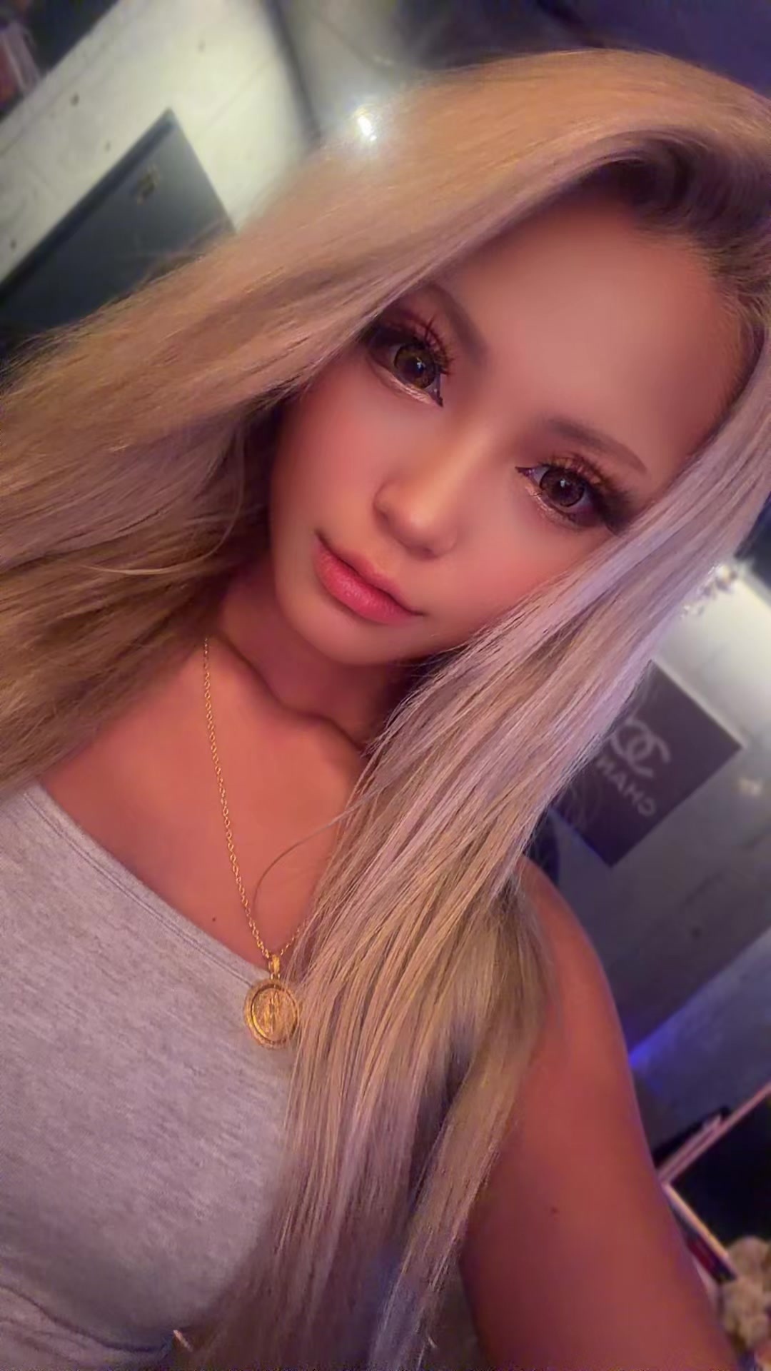 @。