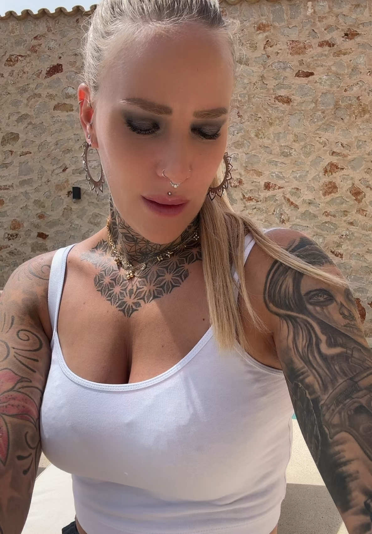 @laracumkitten_official