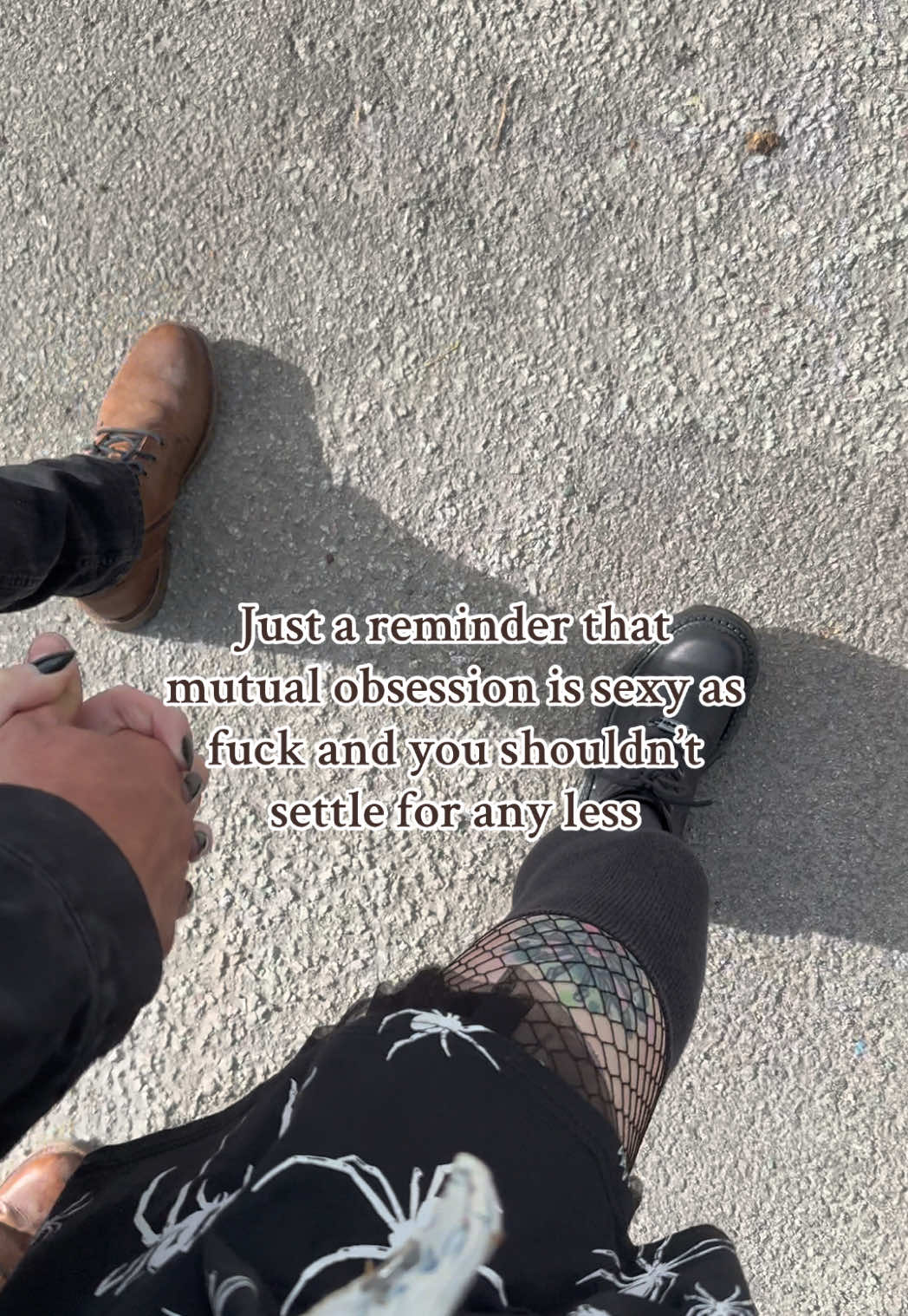 @𝕮𝖍𝖆𝖓𝖙𝖊𝖑𝖑𝖊