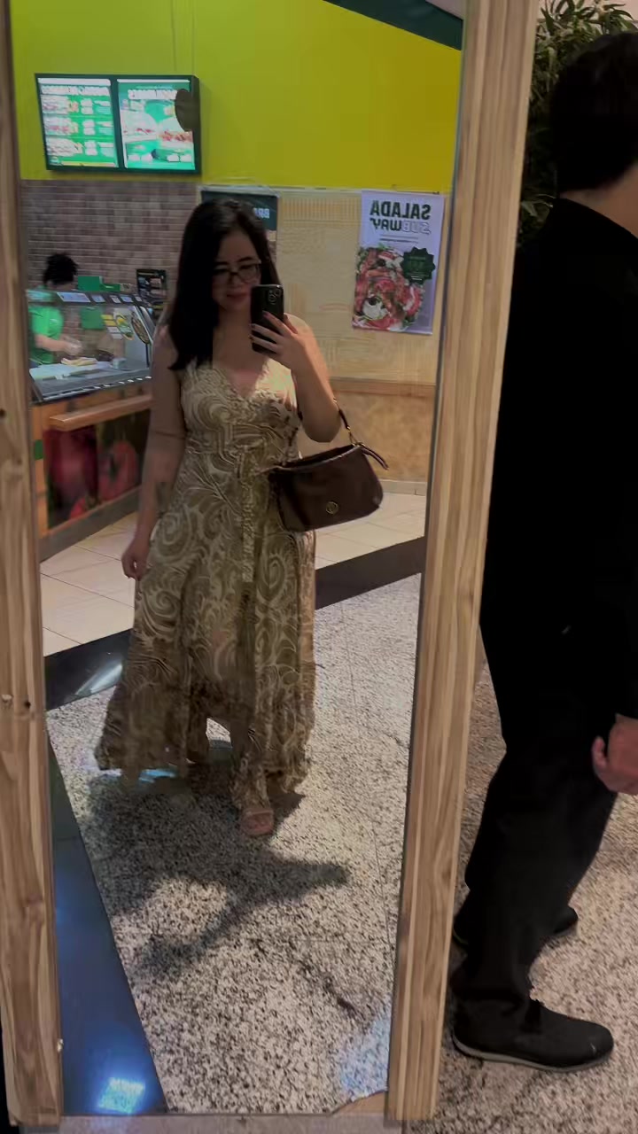 @Larissa Teixeira