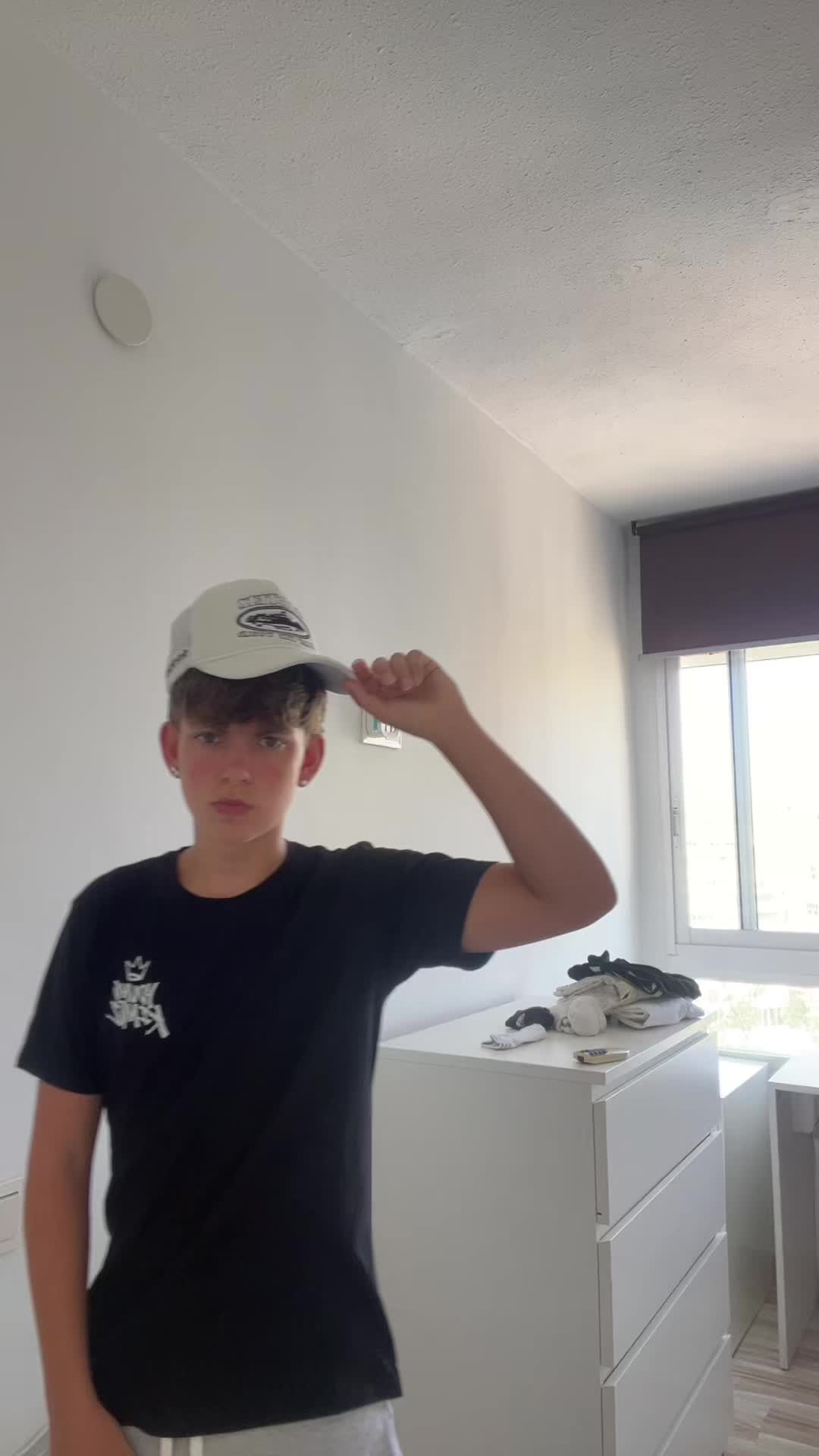 @𝖐𝖊𝖓𝖟𝖔