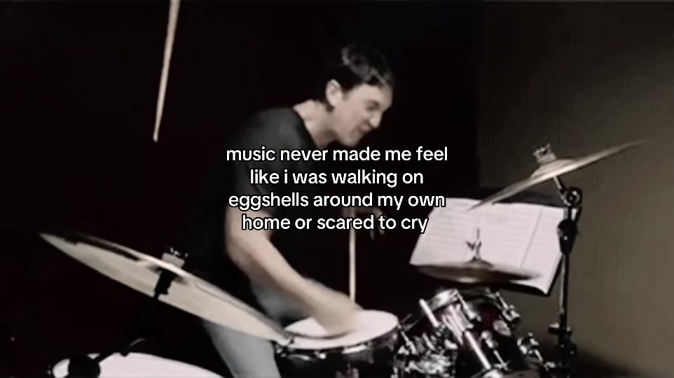 @🕸️