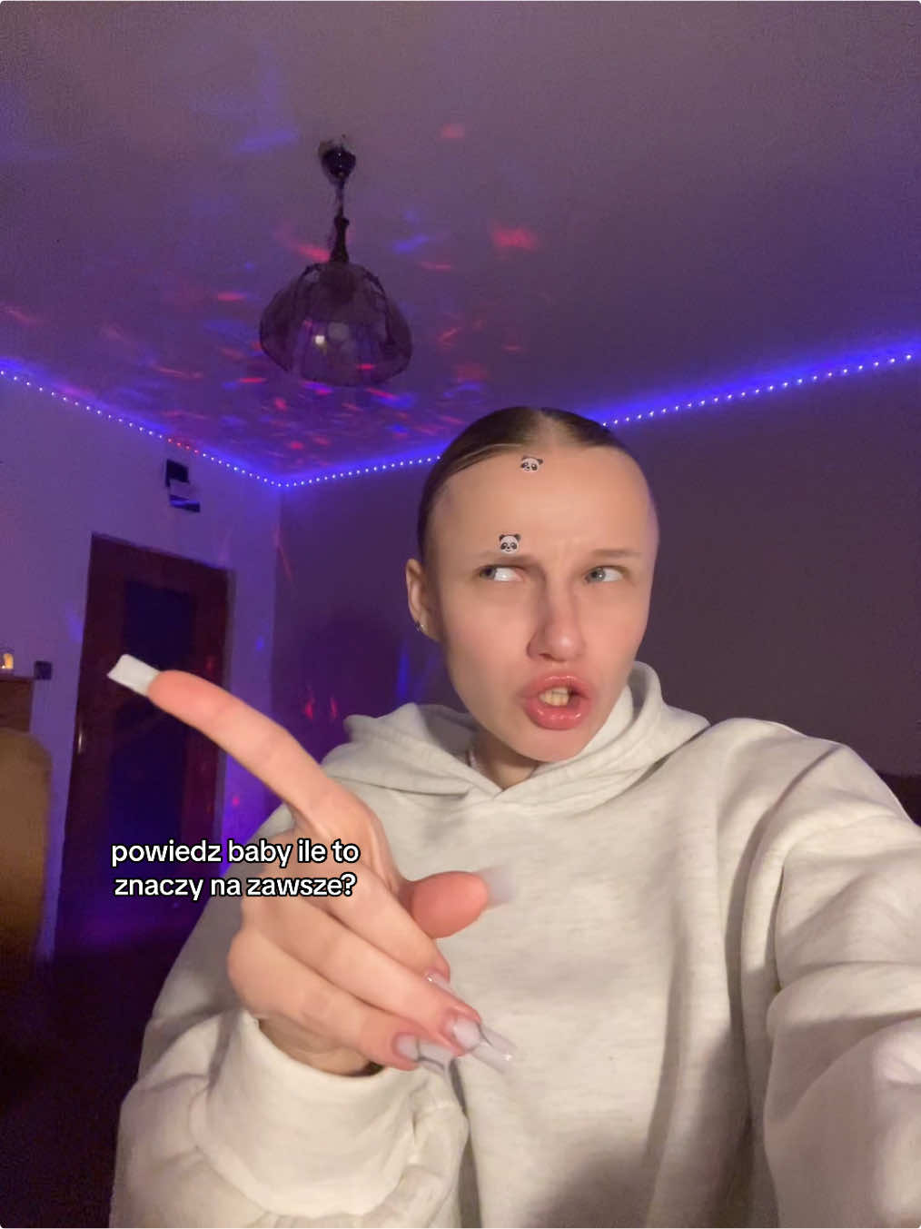 @czikinagets