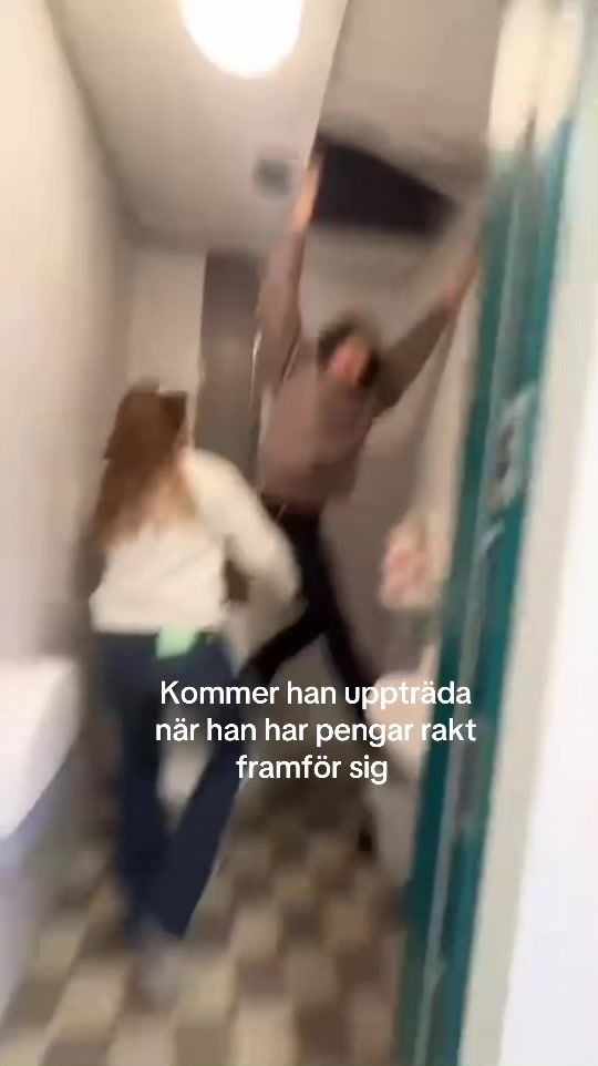 @𝒮𝔢𝔩𝔪𝔞 🦨