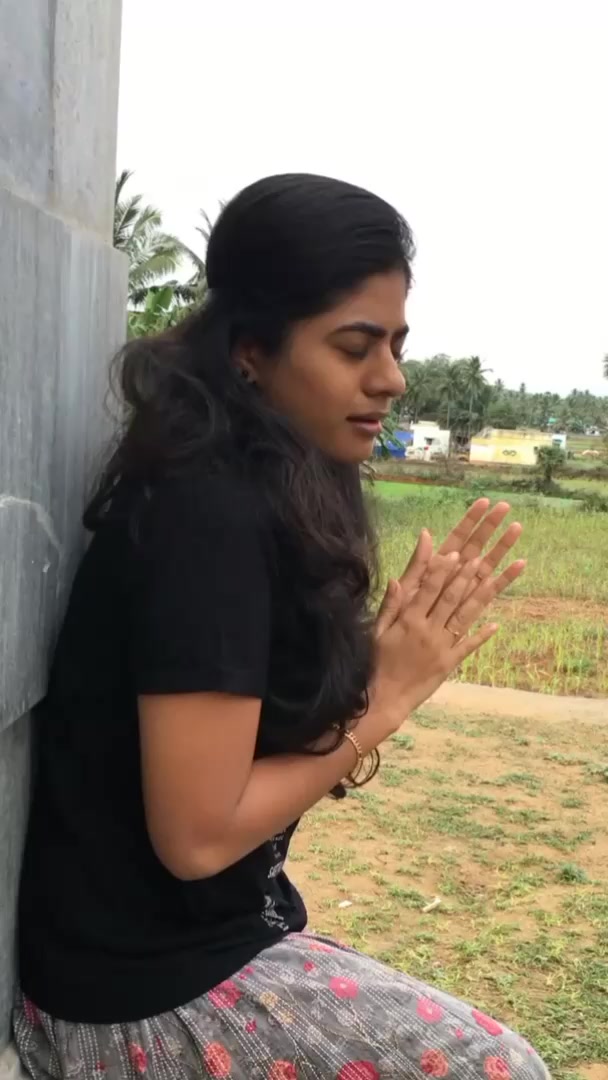@𝐩𝐫𝐢𝐲𝐚𝐧𝐤𝐡𝐚