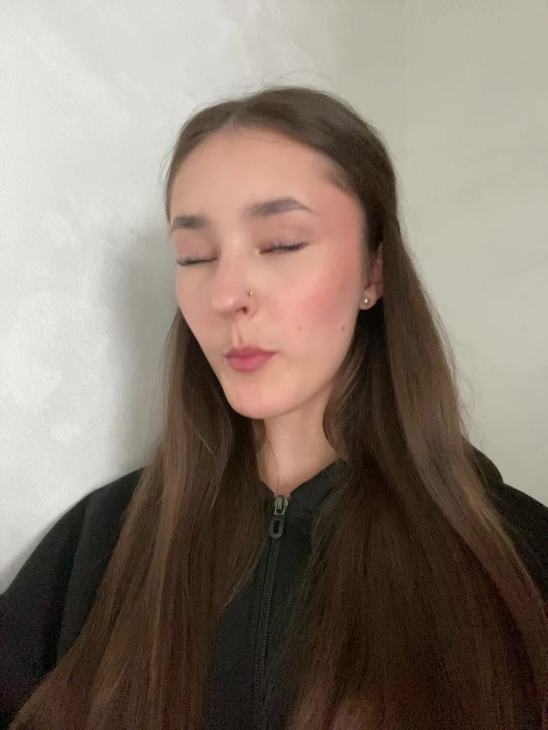 @даря