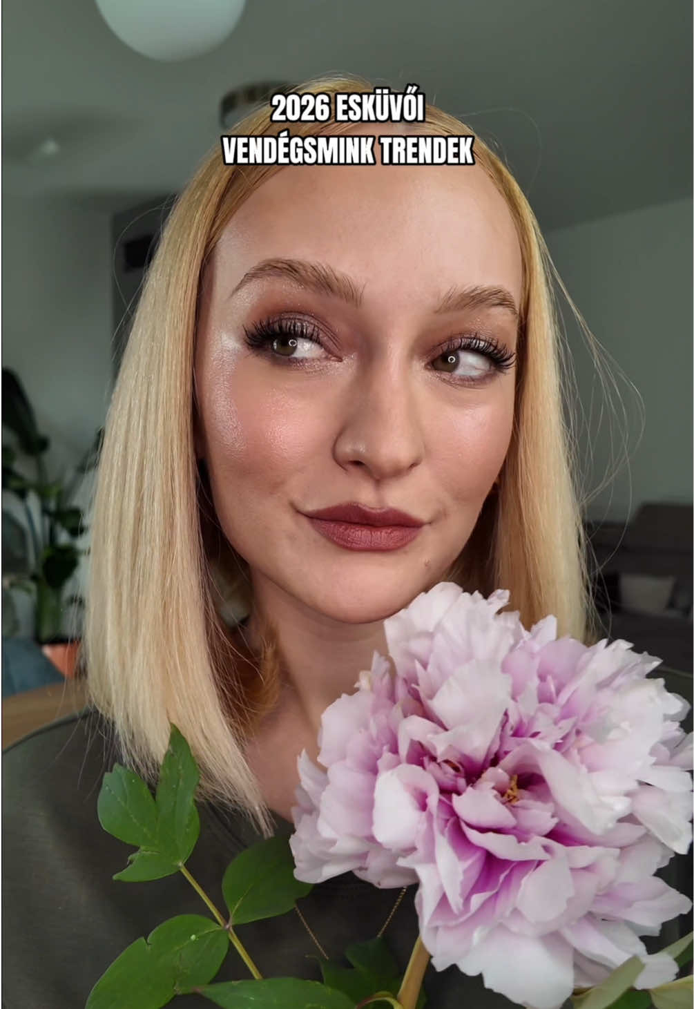 @Timi Szab&oacute; | sminkes✨