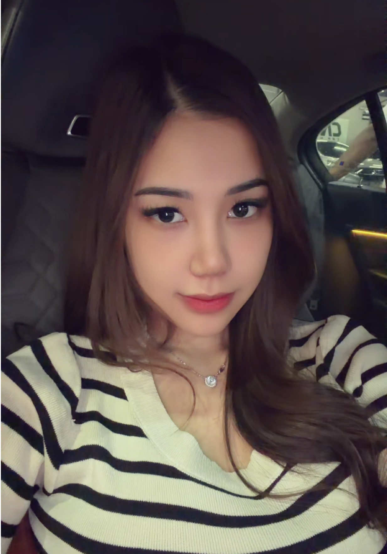 @Chellieee