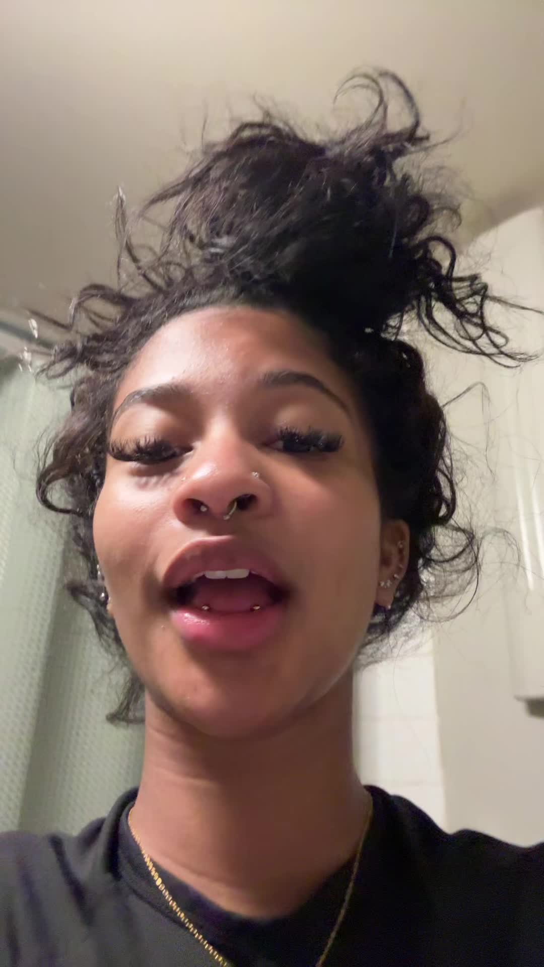 @Shahanna