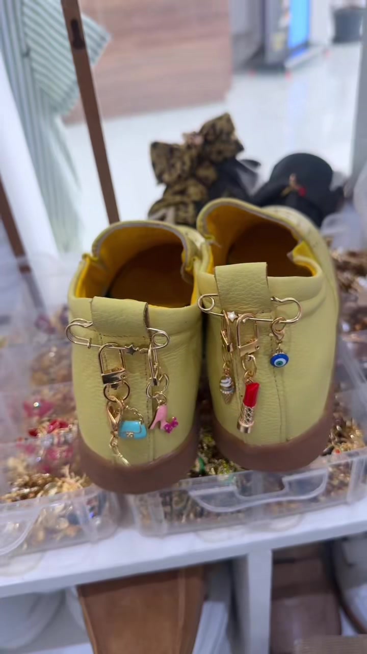 @Zapatos Syslaffitte