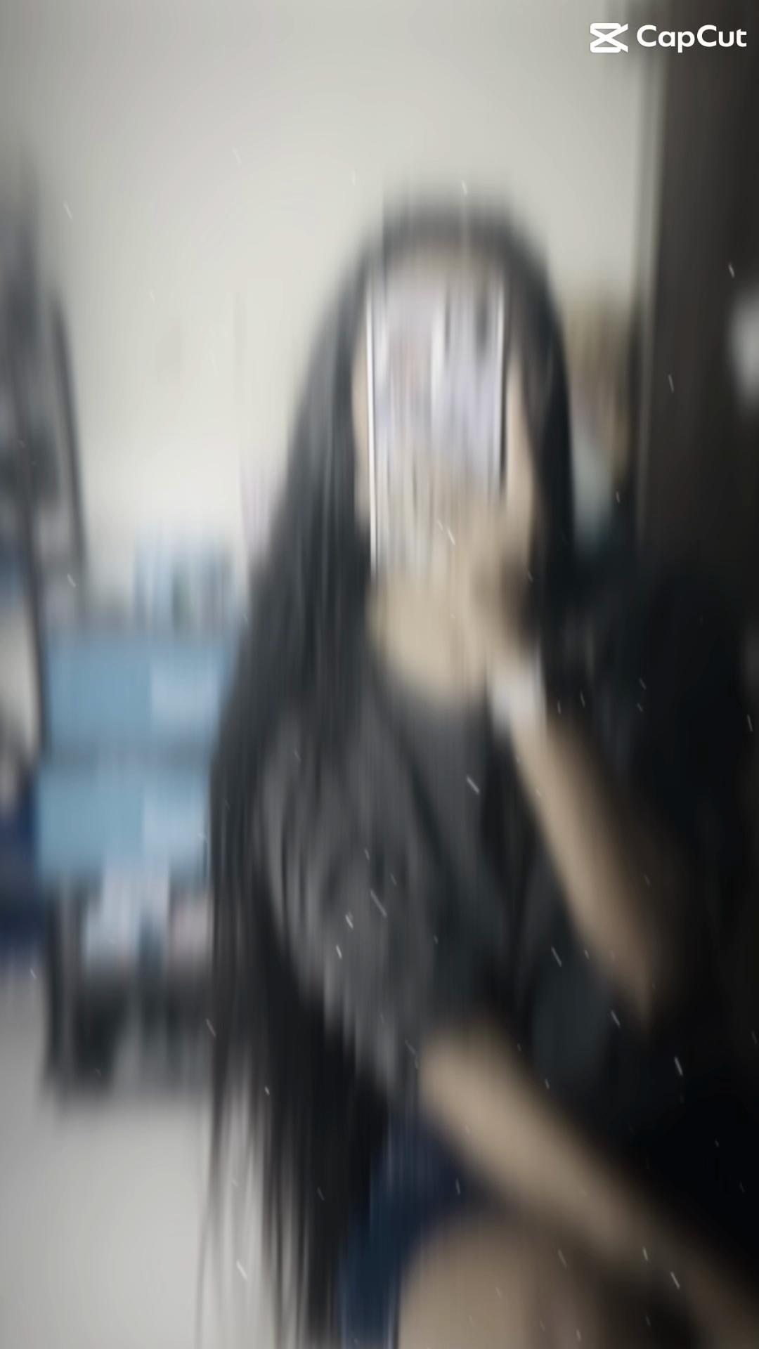 @🦋.