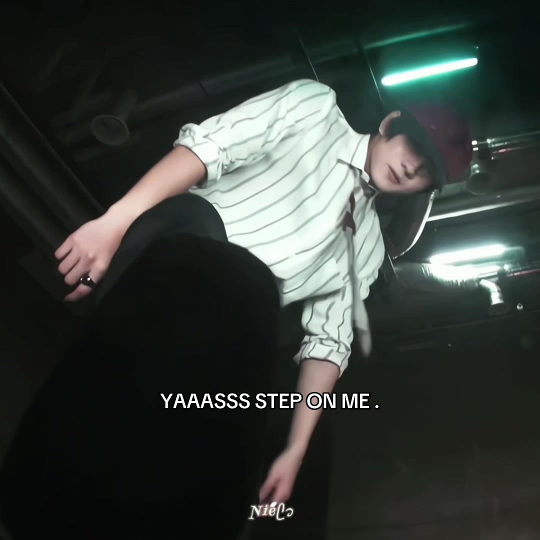 @Nie ᥫ᭡
