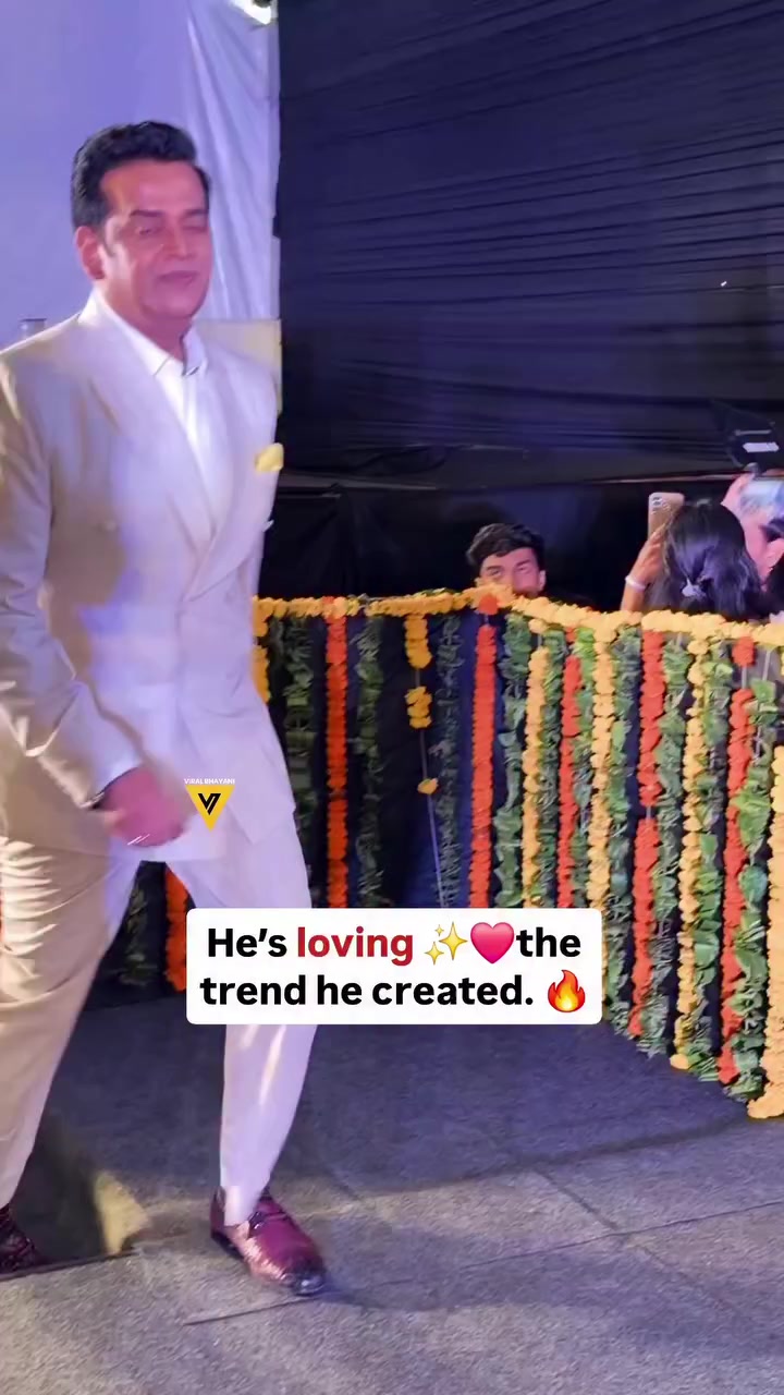 @Viral Bhayani