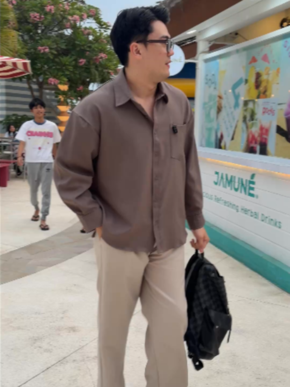 @𝗔𝗠𝗢𝗦 𝗟𝗜𝗘