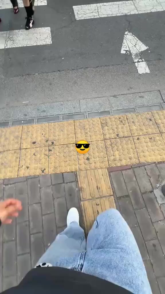 @Aleek 🇰🇷🇮🇩