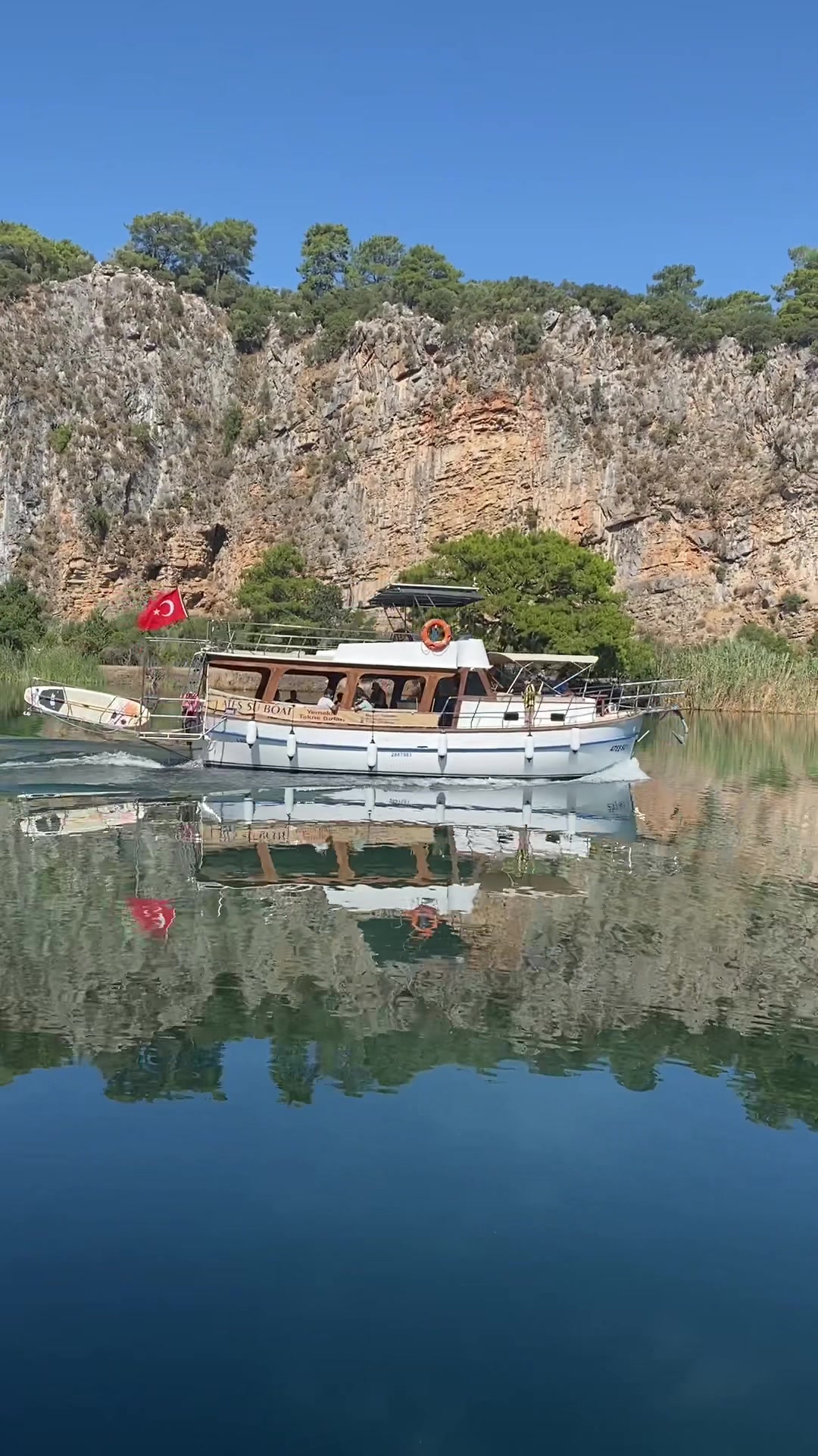 @Şapkalı Kadın