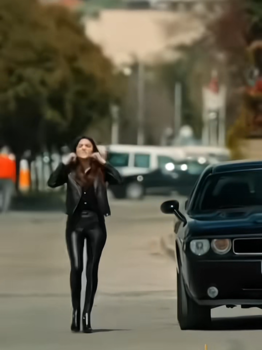 @💞Hande ercal💞