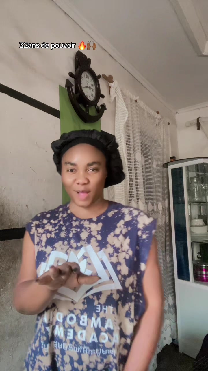 @BECKY OR Pure Mobutu 🦋