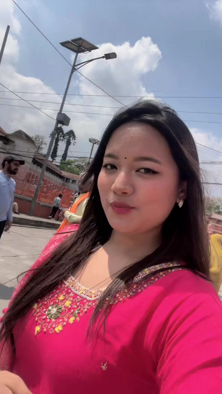 @Pratimaaa✨
