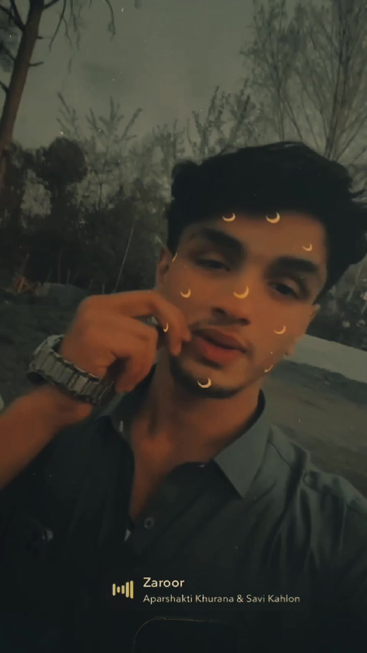 @راجہ 🐼