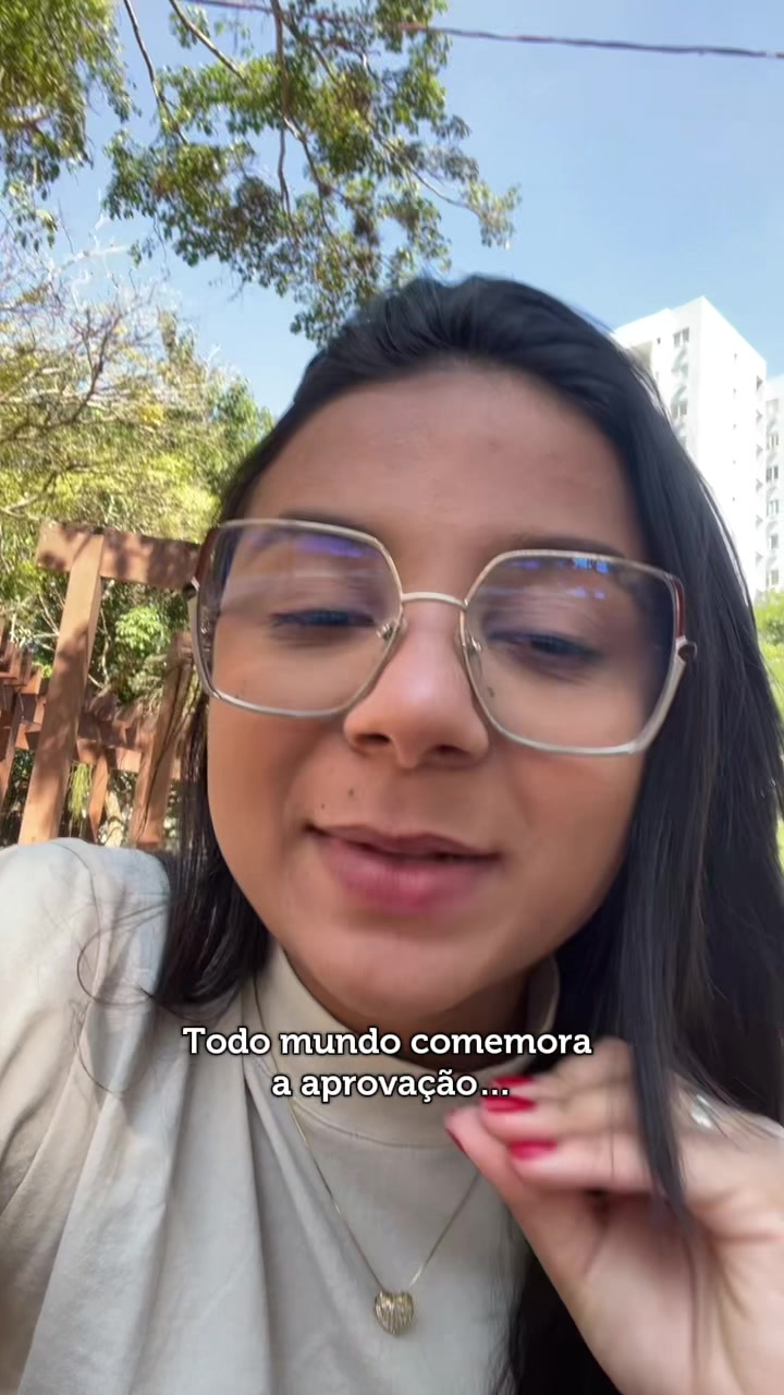 @Júllia Sales