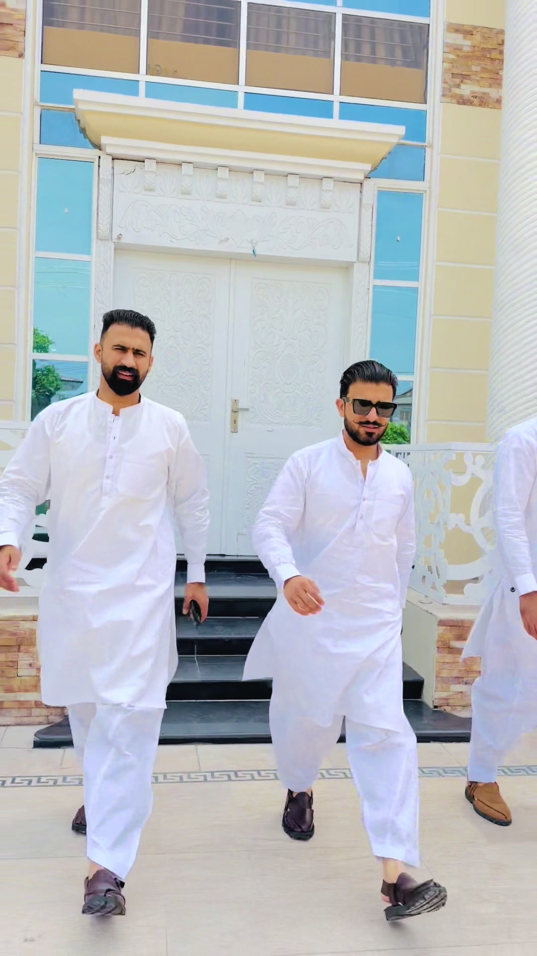 @Shandar Mobile1
