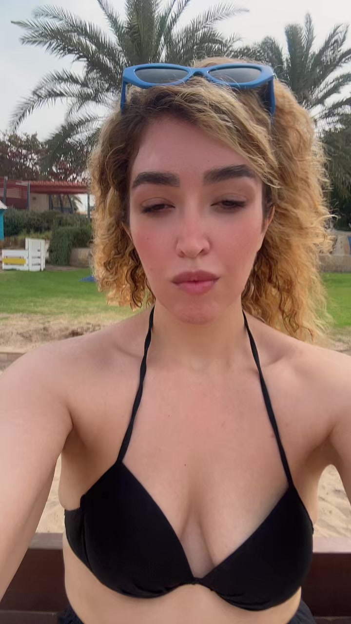 @Mahsahmdiii