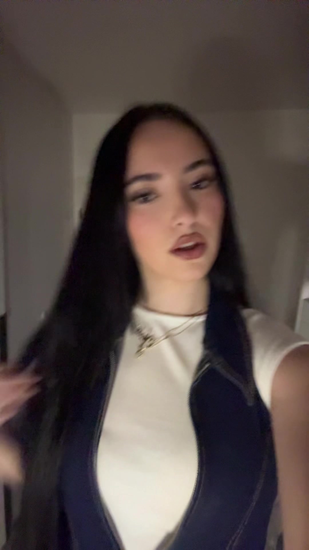 @VH