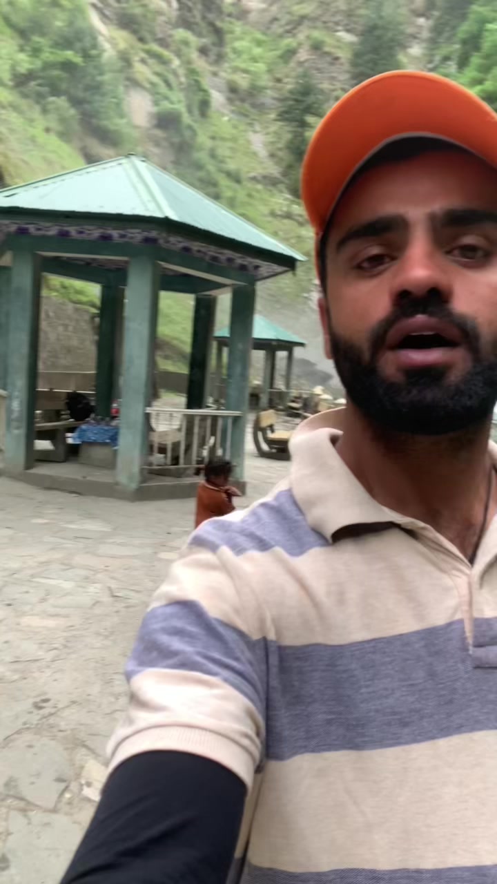 @Kashmir Diary 🍁