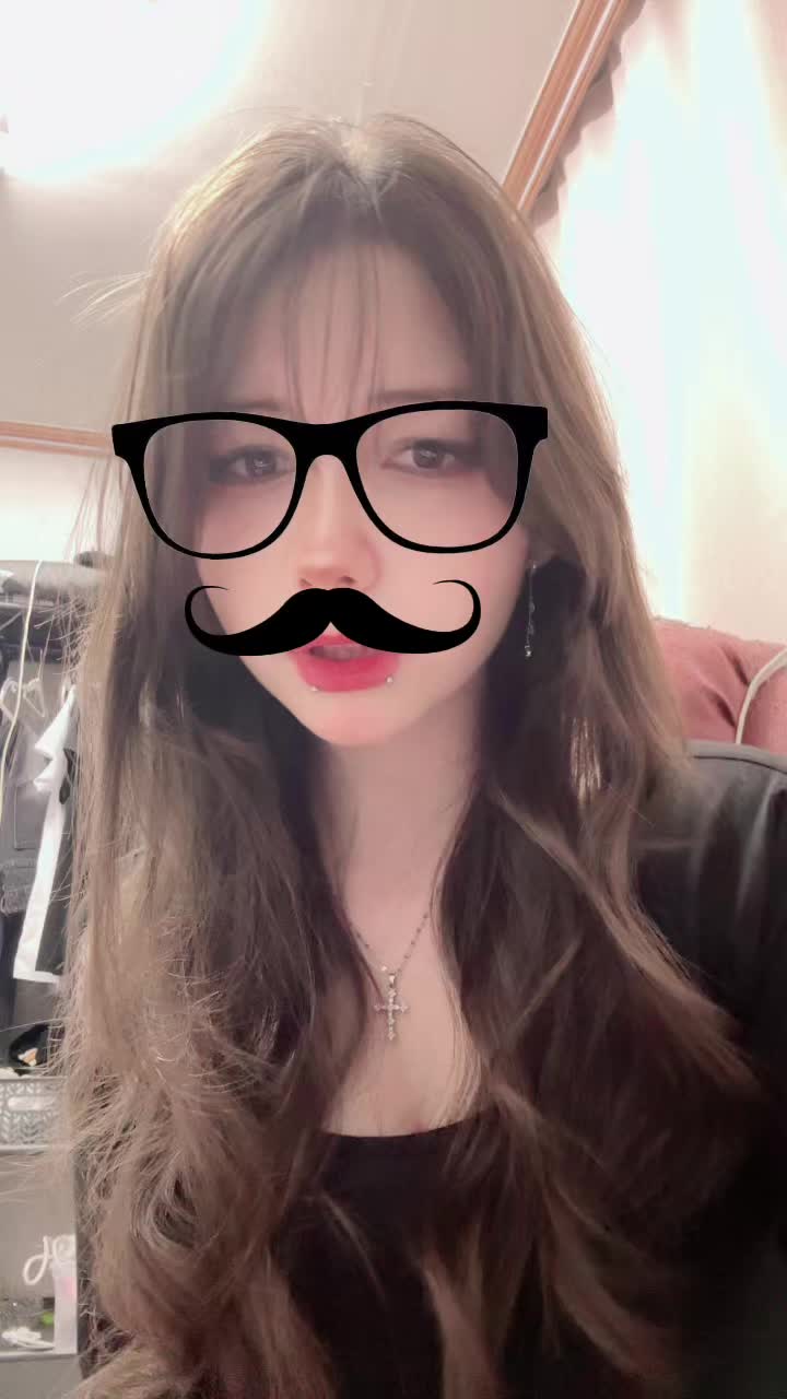 @мила киска