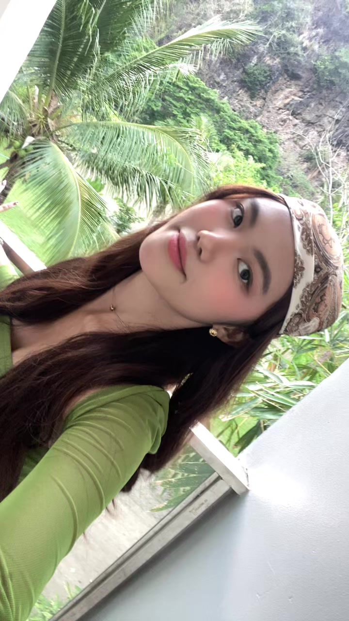 @FB: Allia De Castro 👑