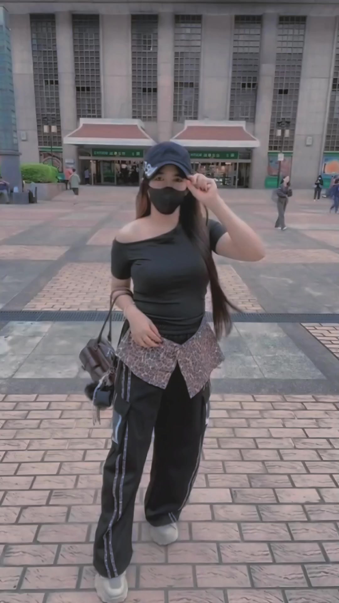 @Mengikutianda
