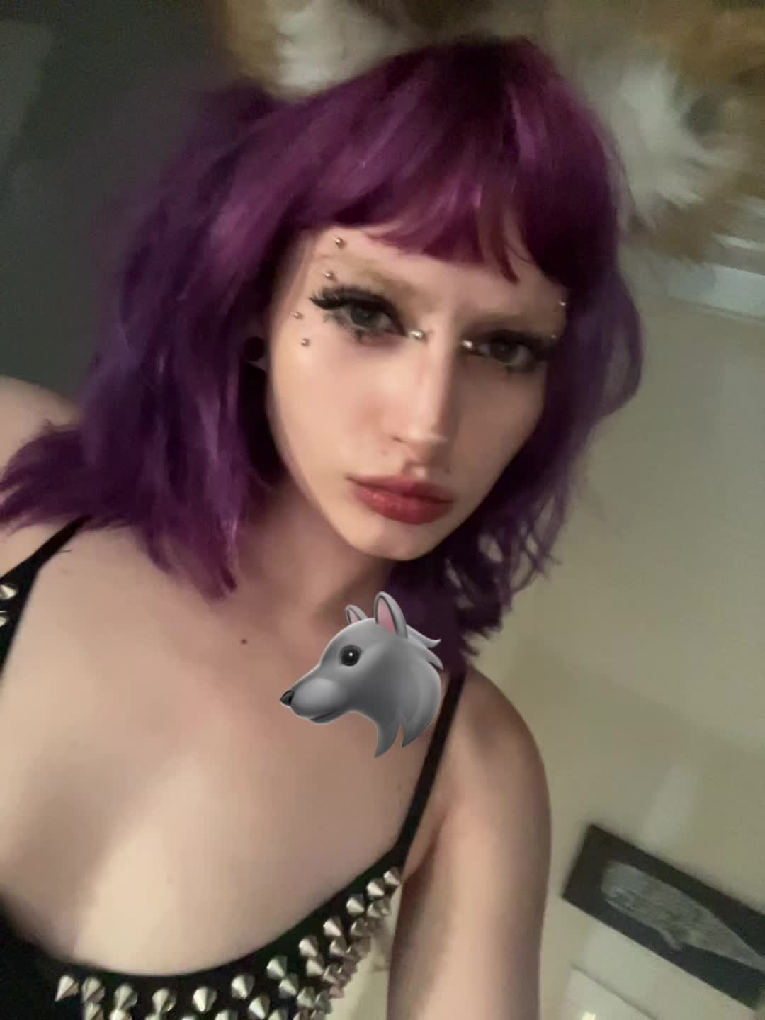 @delilah 🐝💛