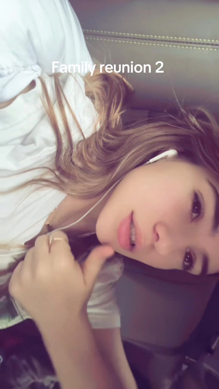 @karrawashere