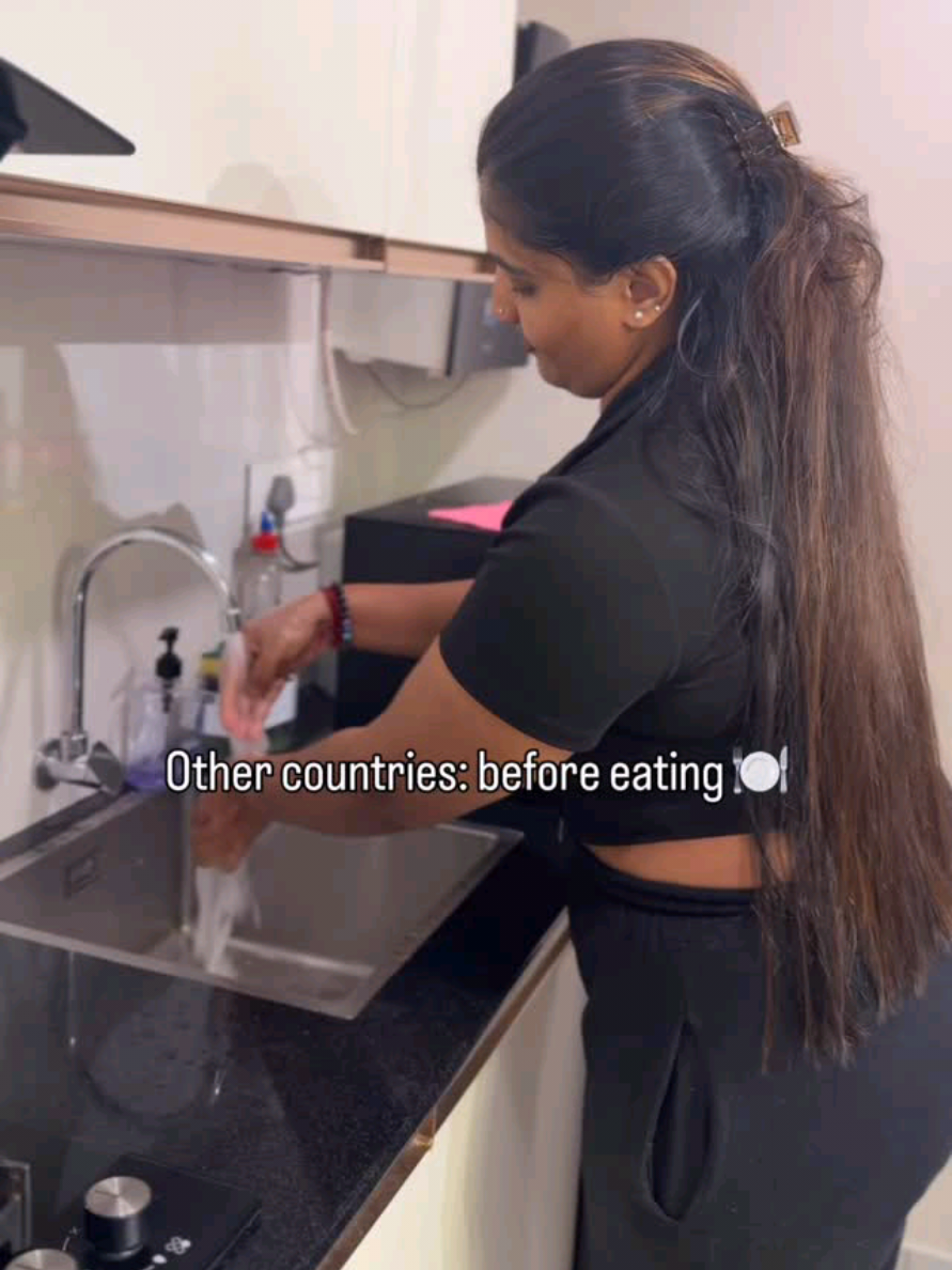 @Saranya | Storiesofsara_