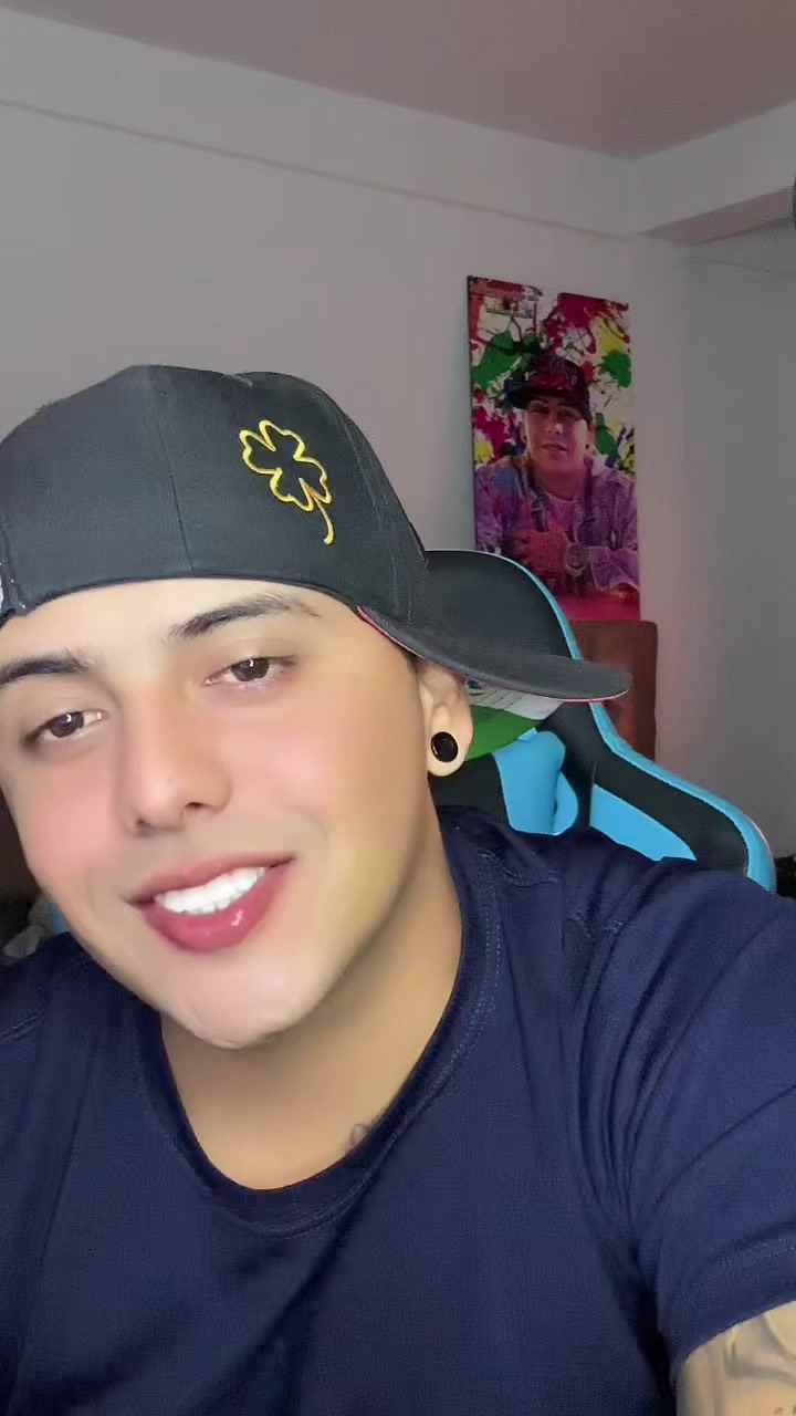 @𝙎𝘼𝙇𝘼𝙕𝘼𝙍🦁