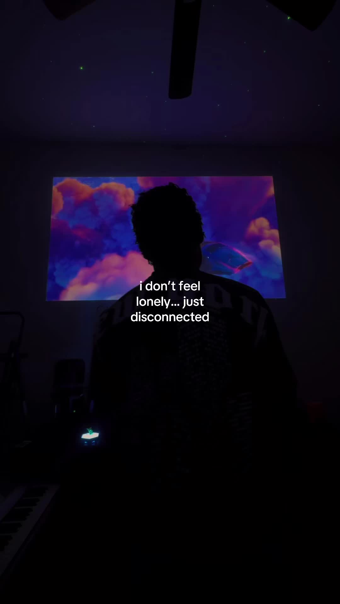 @.🌫️