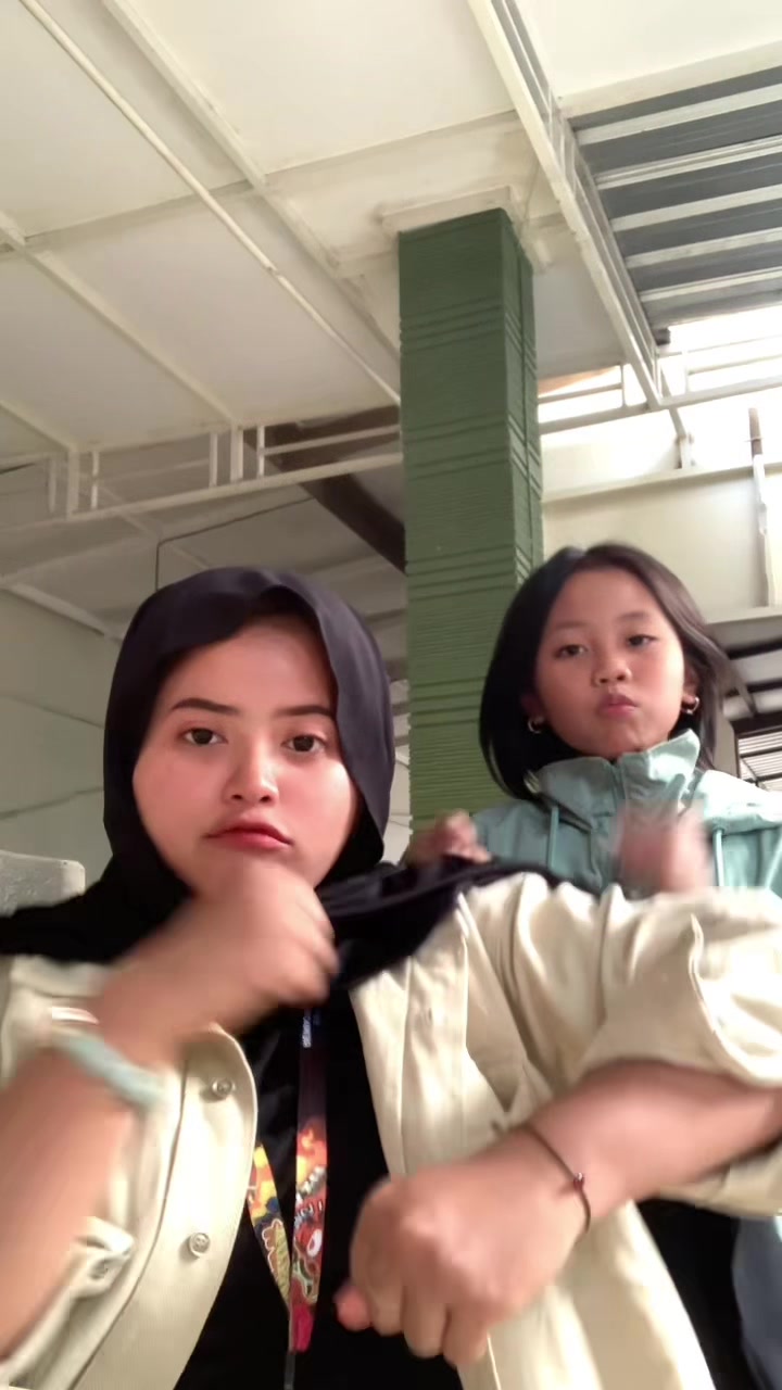 @Adabiladisini